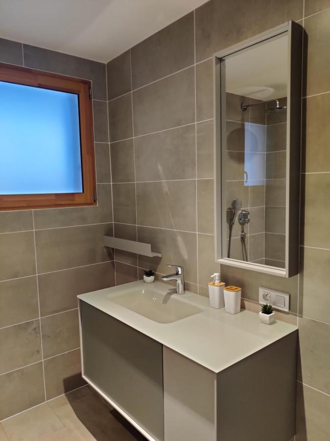 Appartement Du Parc Des Thermes Thonon-les-Bains Luaran gambar
